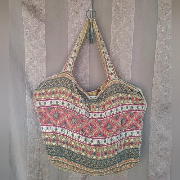 💎 Johnny Was Women's Bag Boho Embroidered Tote Bag in Red, Green & Cream - Picture 2 of 14